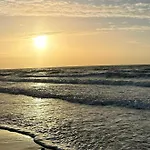Strandlaeufer 5 Sterne-ferienwohnung Mit Komfort, Wellness & Ostseeblick