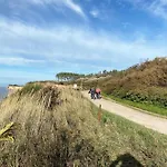 Strandlaeufer 5 Sterne-ferienwohnung Mit Komfort, Wellness & Ostseeblick Апартаменты *