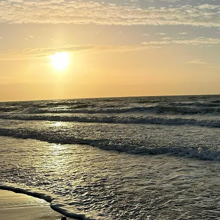 Strandlaeufer 5 Sterne-ferienwohnung Mit Komfort, Wellness & Ostseeblick