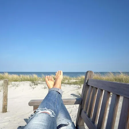 公寓 Strandlaeufer 5 Sterne-ferienwohnung Mit Komfort, Wellness & Ostseeblick 欧巴德伍斯图