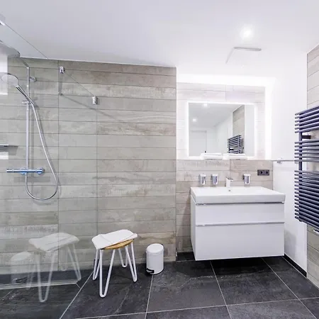 公寓 Strandlaeufer 5 Sterne-ferienwohnung Mit Komfort, Wellness & Ostseeblick *