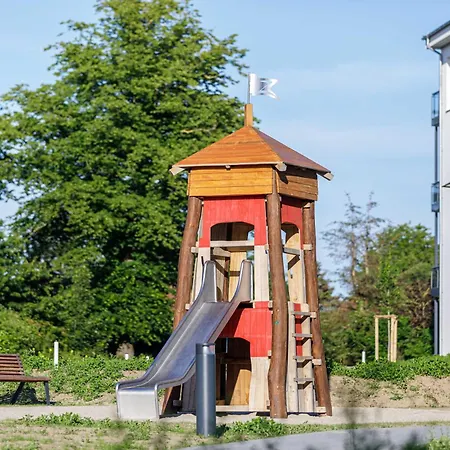 公寓 Strandlaeufer 5 Sterne-ferienwohnung Mit Komfort, Wellness & Ostseeblick 欧巴德伍斯图